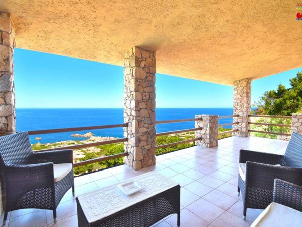 casa indipendente in vendita a Trinità d'Agultu e Vignola in zona Costa Paradiso