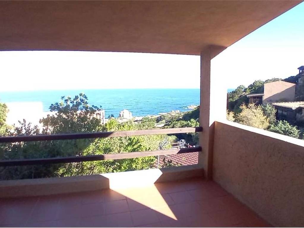 casa indipendente in vendita a Trinità d'Agultu e Vignola