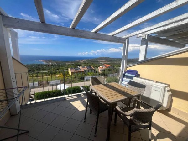 appartamento in vendita a Trinità d'Agultu e Vignola in zona Isola Rossa