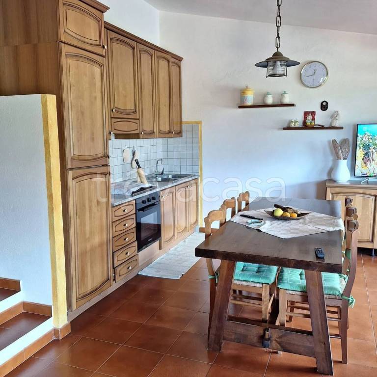 casa indipendente in vendita a Trinità d'Agultu e Vignola