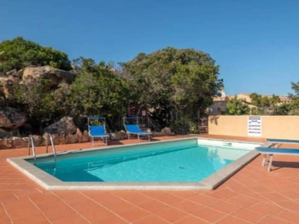 casa indipendente in vendita a Trinità d'Agultu e Vignola