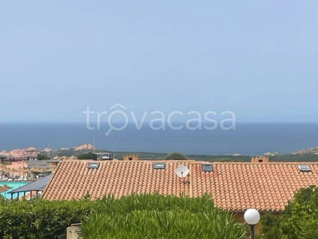 appartamento in vendita a Trinità d'Agultu e Vignola in zona Isola Rossa