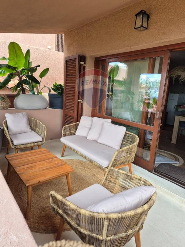 appartamento in vendita a Trinità d'Agultu e Vignola in zona Costa Paradiso