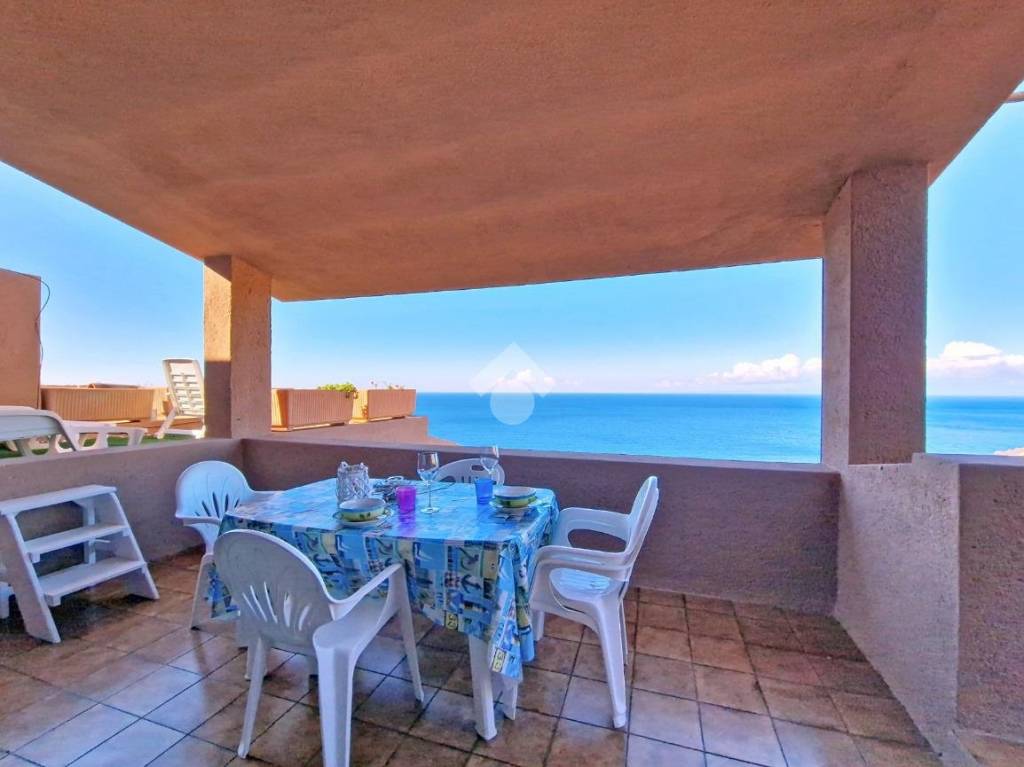 appartamento in vendita a Trinità d'Agultu e Vignola in zona Costa Paradiso