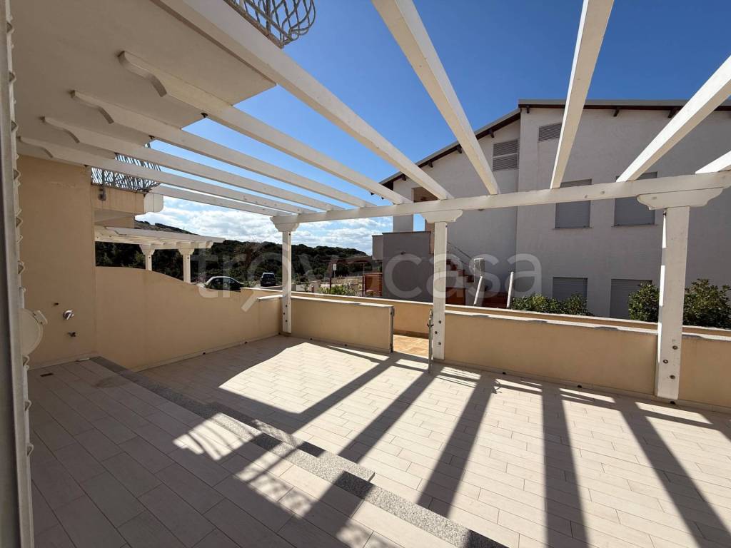 appartamento in vendita a Trinità d'Agultu e Vignola in zona Isola Rossa