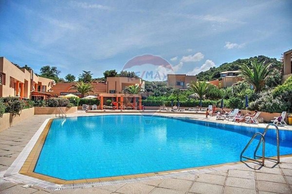 appartamento in vendita a Trinità d'Agultu e Vignola in zona Costa Paradiso