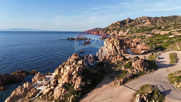 appartamento in vendita a Trinità d'Agultu e Vignola in zona Costa Paradiso