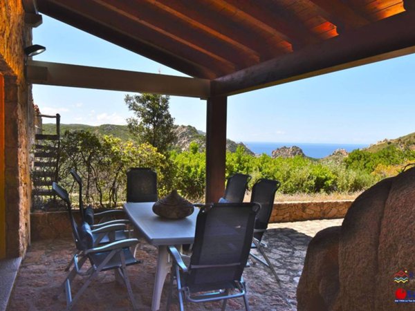 casa indipendente in vendita a Trinità d'Agultu e Vignola in zona Costa Paradiso