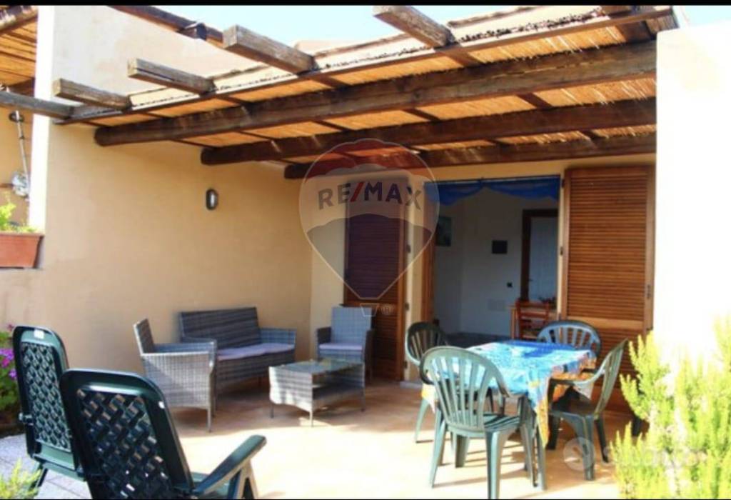 casa indipendente in vendita a Trinità d'Agultu e Vignola in zona Costa Paradiso