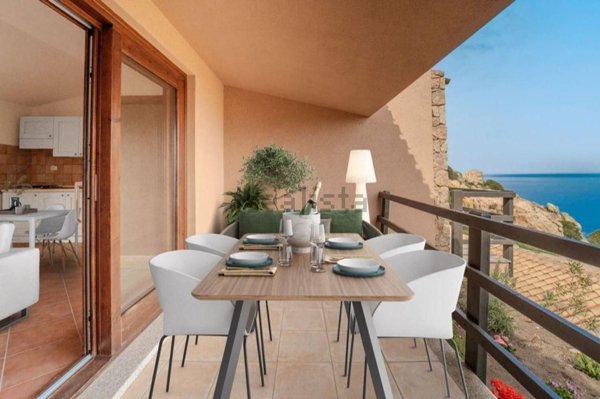 appartamento in vendita a Trinità d'Agultu e Vignola in zona Costa Paradiso