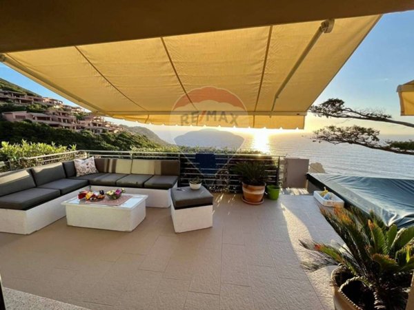 casa indipendente in vendita a Trinità d'Agultu e Vignola in zona Costa Paradiso