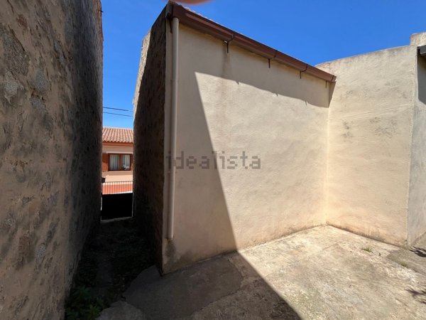 casa indipendente in vendita a Trinità d'Agultu e Vignola