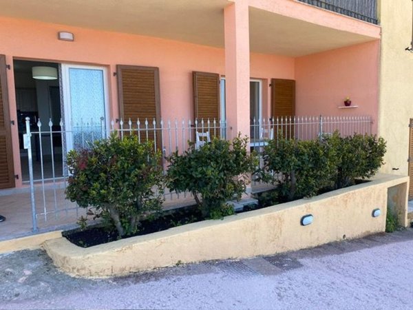 appartamento in vendita a Trinità d'Agultu e Vignola in zona Isola Rossa