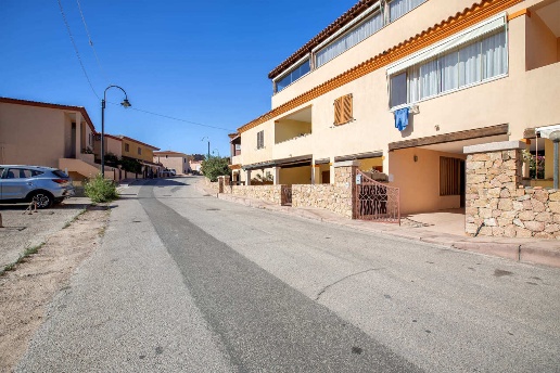 appartamento in vendita a Trinità d'Agultu e Vignola in zona Isola Rossa