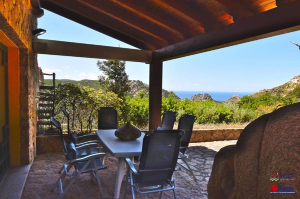 casa indipendente in vendita a Trinità d'Agultu e Vignola in zona Costa Paradiso