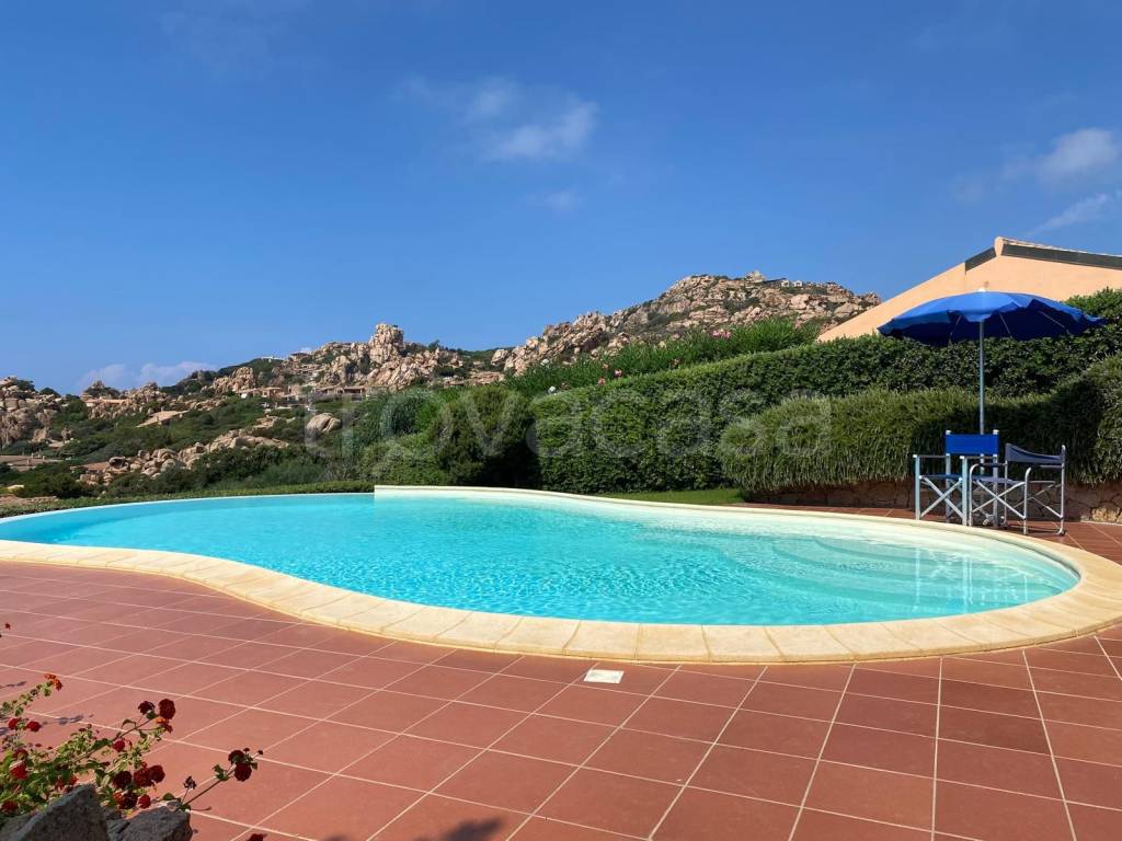 casa indipendente in vendita a Trinità d'Agultu e Vignola in zona Costa Paradiso