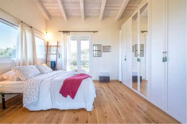 casa indipendente in vendita a Trinità d'Agultu e Vignola