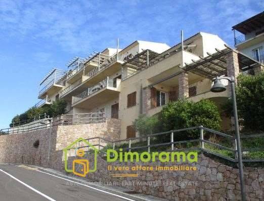 locale commerciale in vendita a Trinità d'Agultu e Vignola