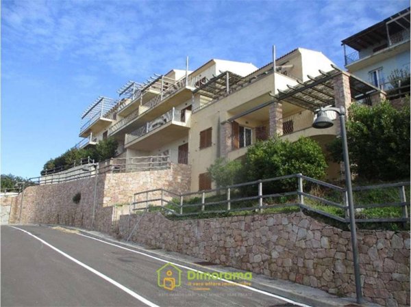 locale commerciale in vendita a Trinità d'Agultu e Vignola