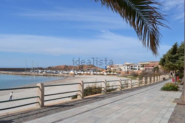 appartamento in vendita a Trinità d'Agultu e Vignola in zona Isola Rossa