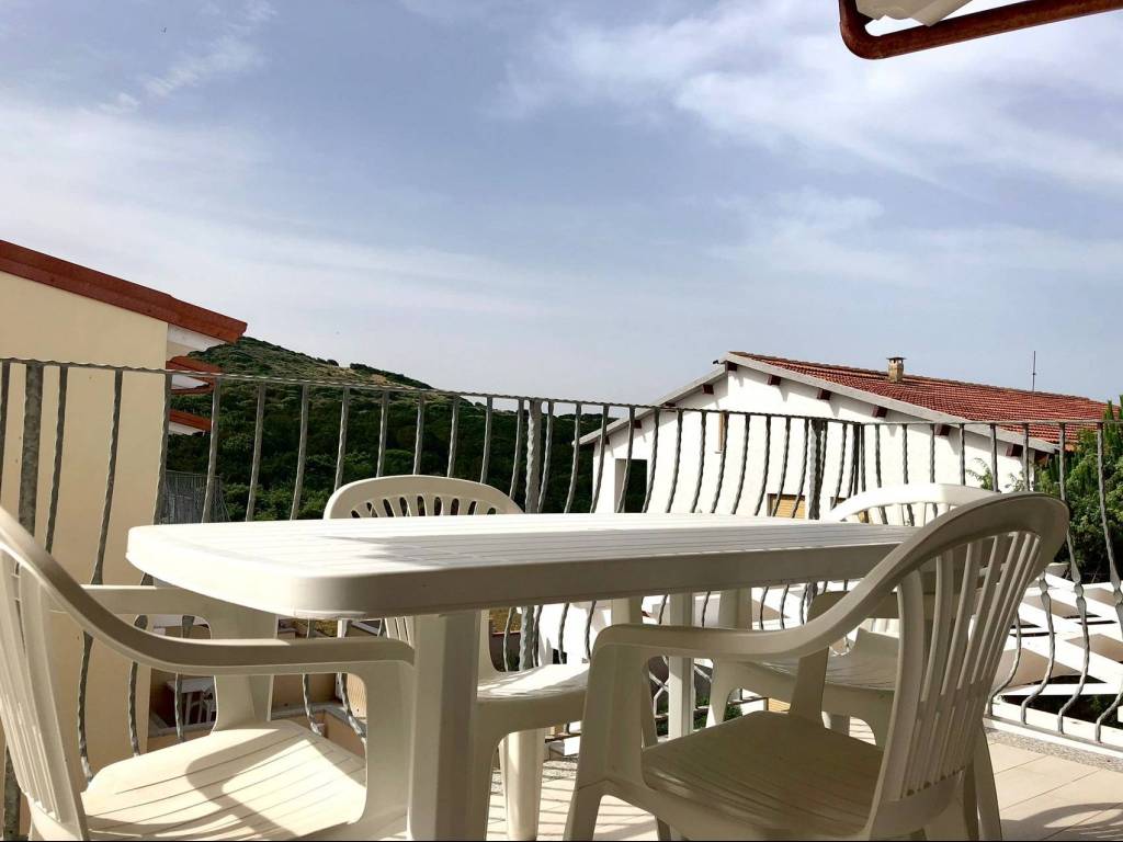 appartamento in vendita a Trinità d'Agultu e Vignola in zona Isola Rossa