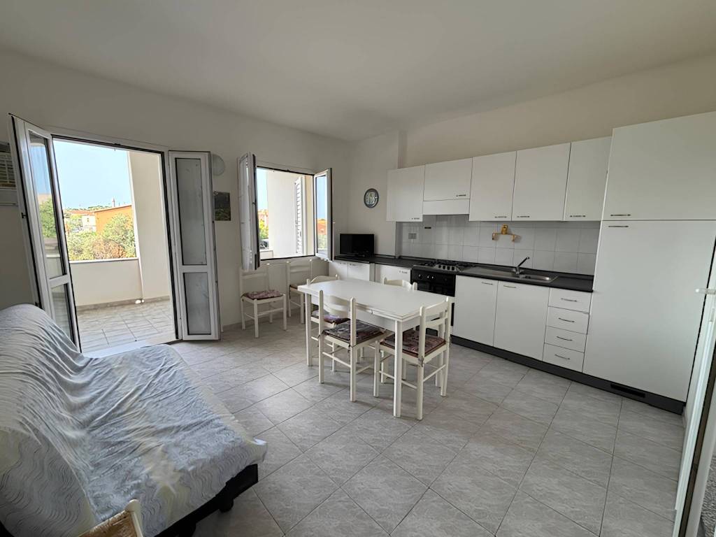 appartamento in vendita a Trinità d'Agultu e Vignola in zona Paduledda