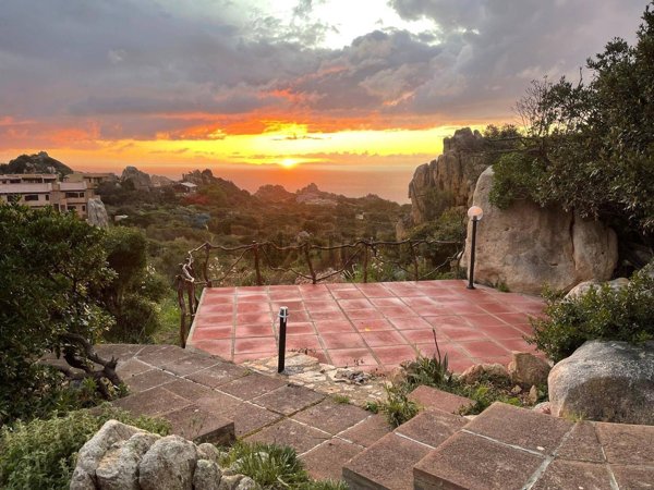 casa indipendente in vendita a Trinità d'Agultu e Vignola in zona Costa Paradiso