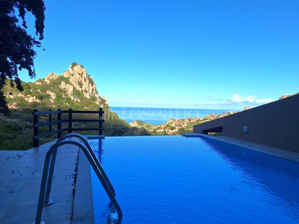 casa indipendente in vendita a Trinità d'Agultu e Vignola in zona Costa Paradiso