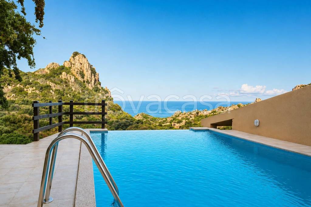 casa indipendente in vendita a Trinità d'Agultu e Vignola in zona Costa Paradiso