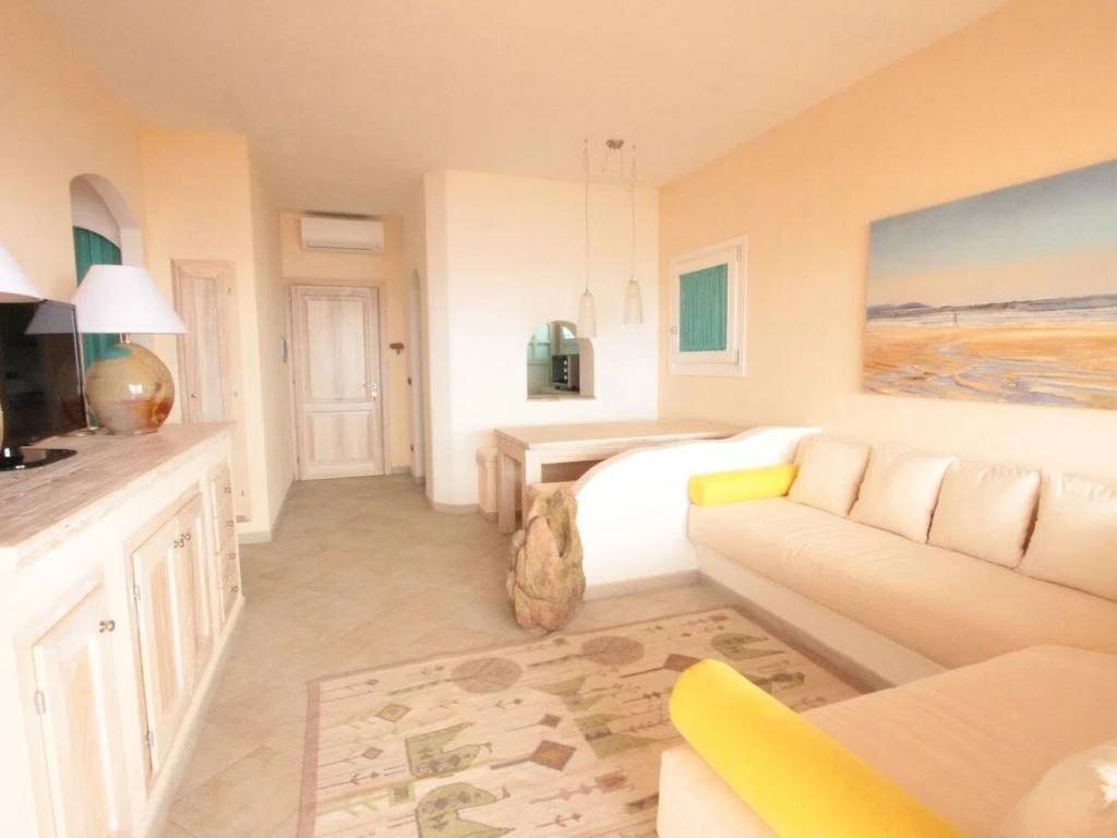 appartamento in vendita a Trinità d'Agultu e Vignola in zona Costa Paradiso