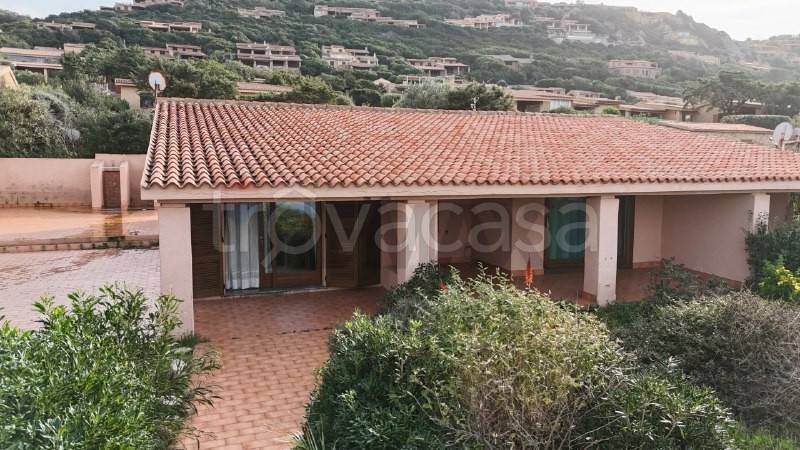 casa indipendente in vendita a Trinità d'Agultu e Vignola in zona Costa Paradiso