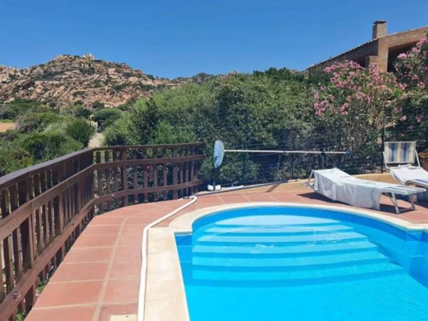 casa indipendente in vendita a Trinità d'Agultu e Vignola in zona Costa Paradiso