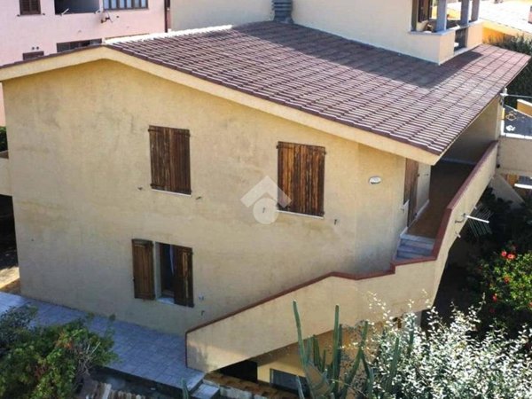 appartamento in vendita a Trinità d'Agultu e Vignola in zona Isola Rossa