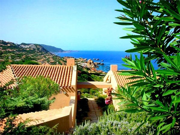 casa indipendente in vendita a Trinità d'Agultu e Vignola in zona Costa Paradiso