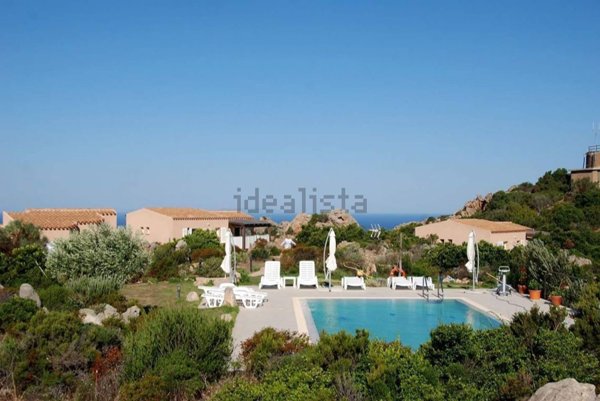 casa indipendente in vendita a Trinità d'Agultu e Vignola