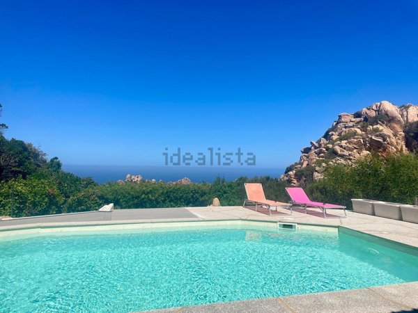 casa indipendente in vendita a Trinità d'Agultu e Vignola