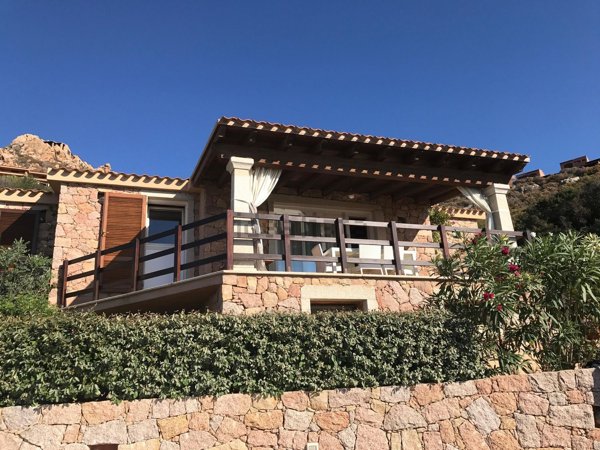 casa indipendente in vendita a Trinità d'Agultu e Vignola in zona Costa Paradiso