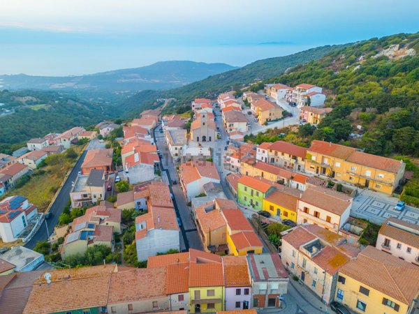 casa indipendente in vendita a Trinità d'Agultu e Vignola