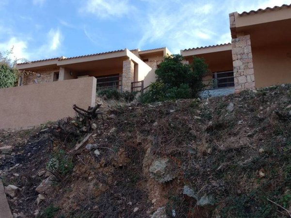 casa indipendente in vendita a Trinità d'Agultu e Vignola in zona Costa Paradiso