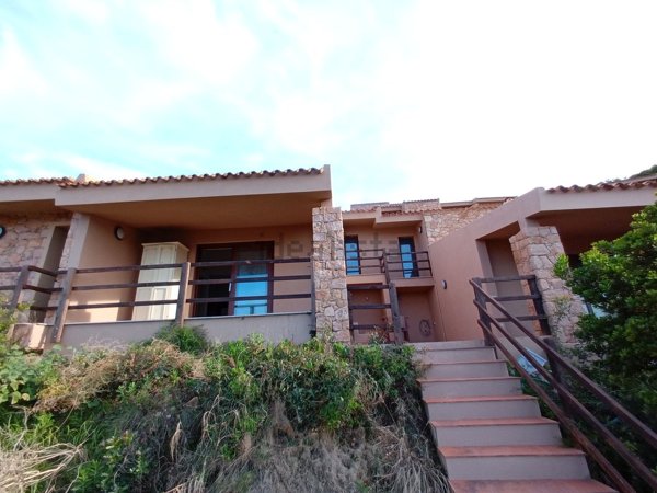 casa indipendente in vendita a Trinità d'Agultu e Vignola in zona Costa Paradiso