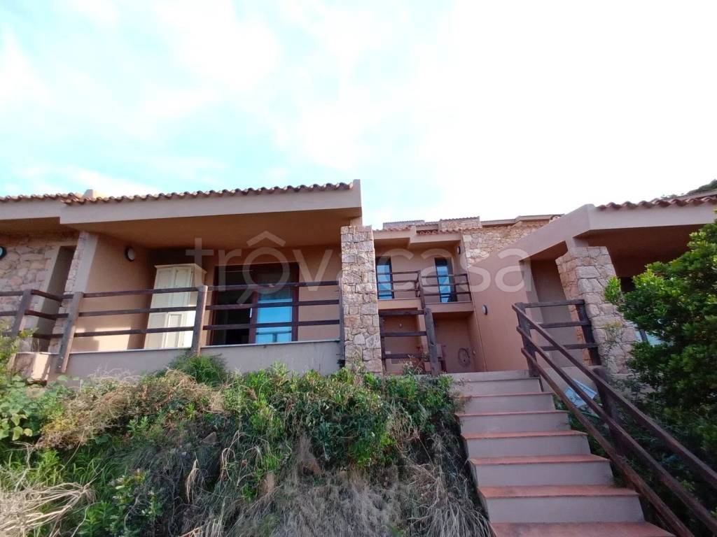 casa indipendente in vendita a Trinità d'Agultu e Vignola in zona Costa Paradiso