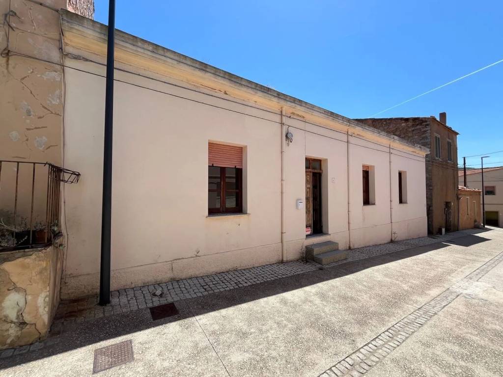 casa indipendente in vendita a Trinità d'Agultu e Vignola