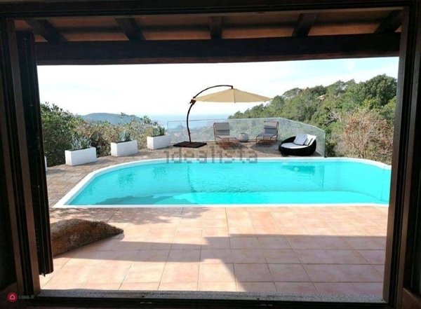 casa indipendente in vendita a Trinità d'Agultu e Vignola in zona Costa Paradiso