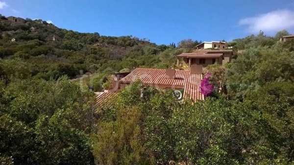 casa indipendente in vendita a Trinità d'Agultu e Vignola in zona Costa Paradiso