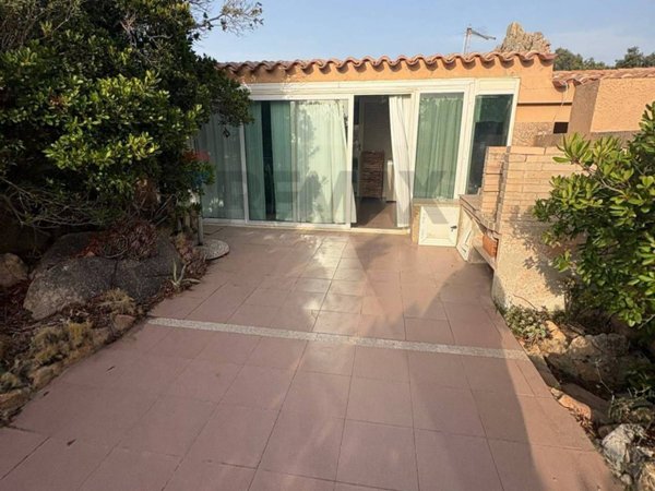 appartamento in vendita a Trinità d'Agultu e Vignola in zona Costa Paradiso