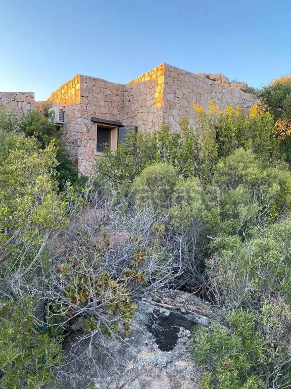 casa indipendente in vendita a Trinità d'Agultu e Vignola in zona Costa Paradiso