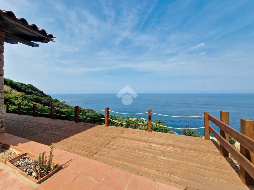 casa indipendente in vendita a Trinità d'Agultu e Vignola in zona Costa Paradiso