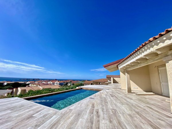 casa indipendente in vendita a Trinità d'Agultu e Vignola