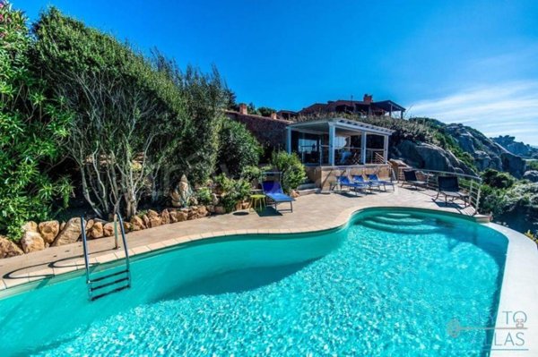 casa indipendente in vendita a Trinità d'Agultu e Vignola in zona Costa Paradiso