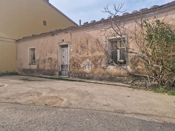 casa indipendente in vendita a Trinità d'Agultu e Vignola in zona Isola Rossa